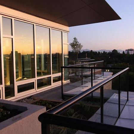 ויקטוריה The Parkside Hotel And Spa מראה חיצוני תמונה