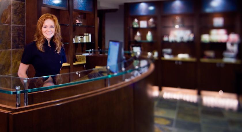 ויקטוריה The Parkside Hotel And Spa מראה חיצוני תמונה