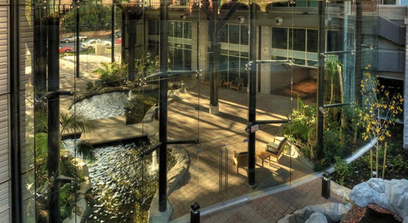 ויקטוריה The Parkside Hotel And Spa מראה חיצוני תמונה